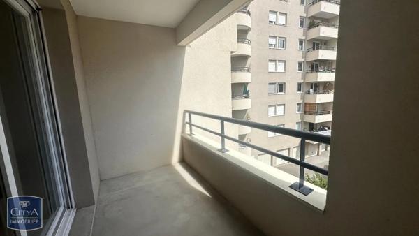 Appartement à louer 3 pièces 74.44m²