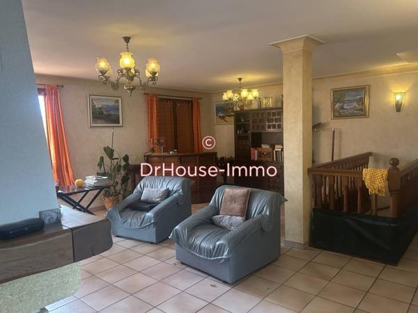 Maison à vendre 6 pièces de 182 m²