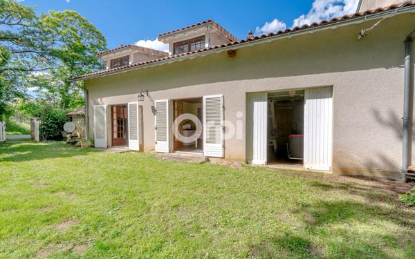 Maison à vendre    5 pièces • 102,64 m2 Le Vigen