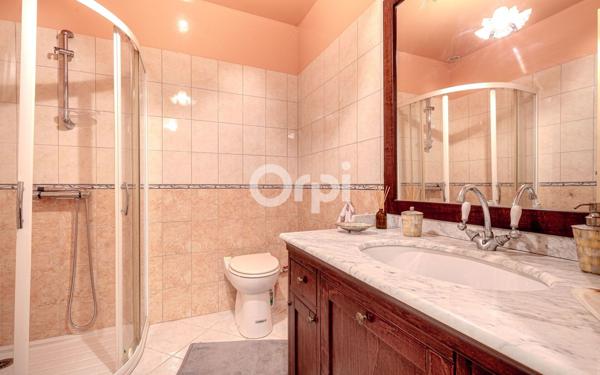 Maison à vendre    5 pièces • 102,64 m2 Le Vigen