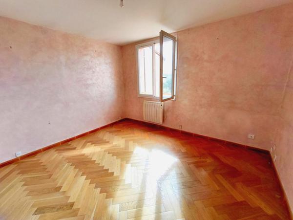 Vedène: Maison familiale 3 chambres avec terrasse et garage