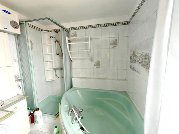 Vedène: Maison familiale 3 chambres avec terrasse et garage