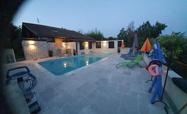 Propriété  / gîtes