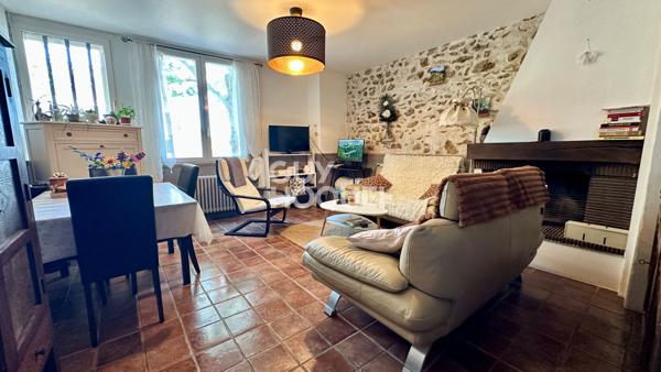 Maison de ville - 3 pièces - 61 m2 - centre bourg