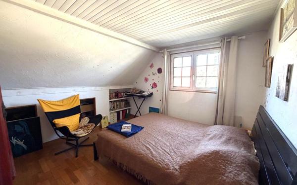 Maison à vendre    7 pièces •  Villecresnes