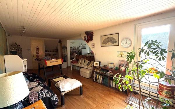 Maison à vendre    7 pièces •  Villecresnes