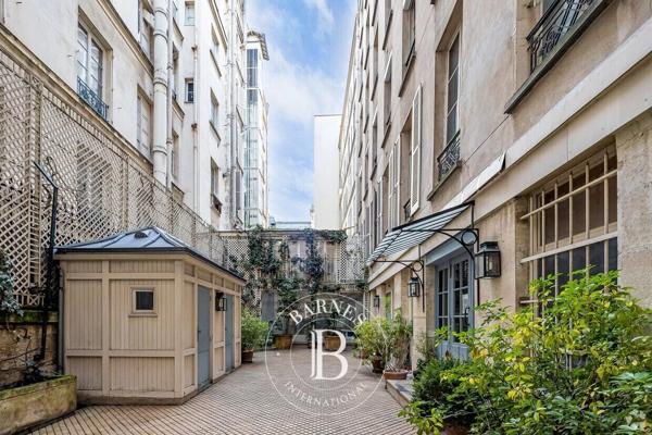 Paris 8ème, Bureau   à vendre