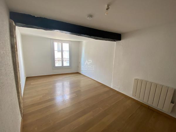 Appartement Pontoise 2 pièce(s) 44.78 m2 €146 000 ** - Référence 11050