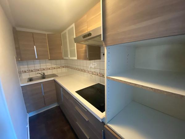 Appartement Pontoise 2 pièce(s) 44.78 m2 €146 000 ** - Référence 11050