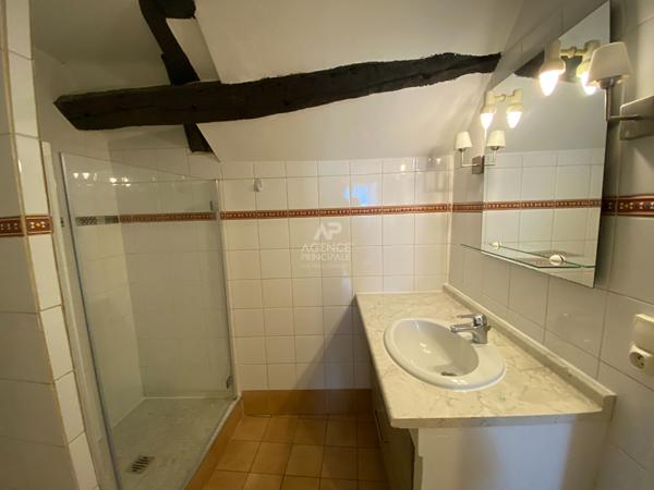 Appartement Pontoise 2 pièce(s) 44.78 m2 €146 000 ** - Référence 11050
