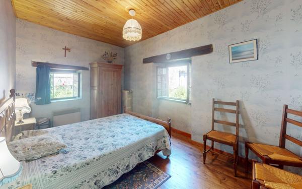 Maison à vendre    7 pièces •  Sauveterre-de-Rouergue