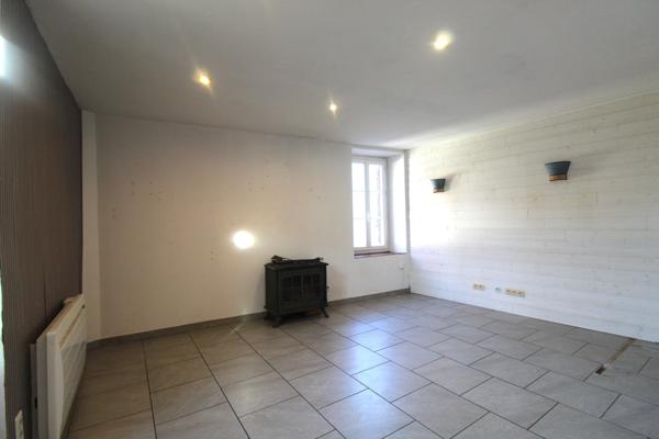 Bazet (65460) Maison avec jardin, garage, pool house et piscine