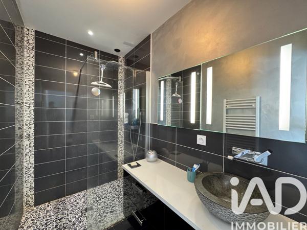 Maison à vendre 7 pièces 120 m² Saint-Léger-de-Linières