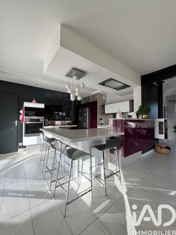 Maison à vendre 7 pièces 120 m² Saint-Léger-de-Linières