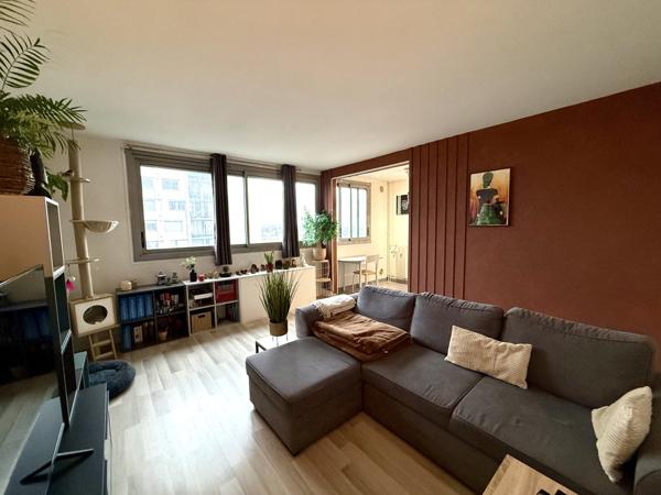 Le Blanc-Mesnil (93150) 2 Pièces avec parking et cave proche futur métro 17