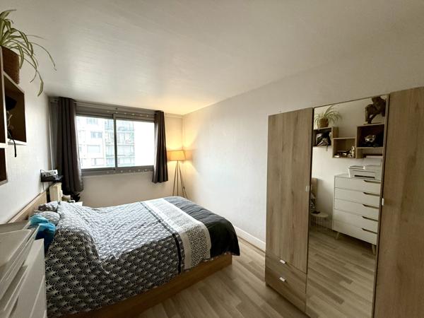 Le Blanc-Mesnil (93150) 2 Pièces avec parking et cave proche futur métro 17