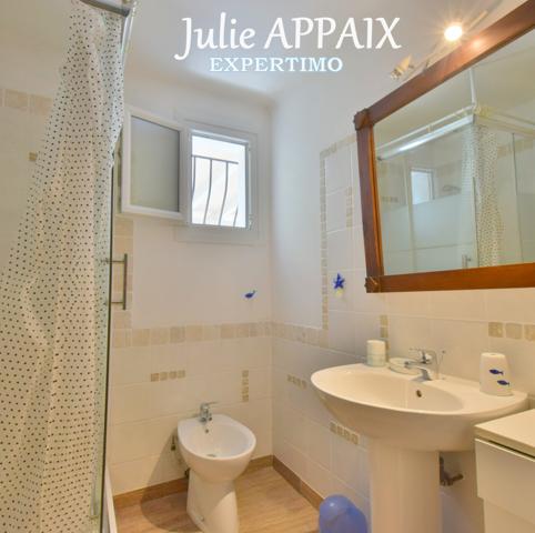 Fréjus (83370) Belle villa aperçu mer avec garage divisée en deux appartements