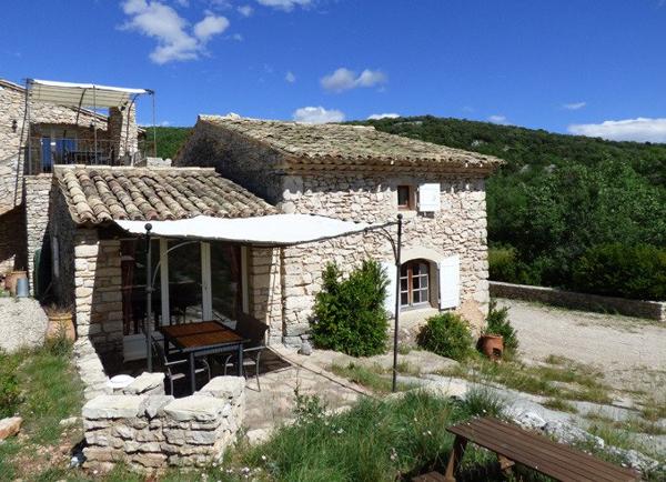 Magnifique propriété de 20 hectares dans la campagne provençale
