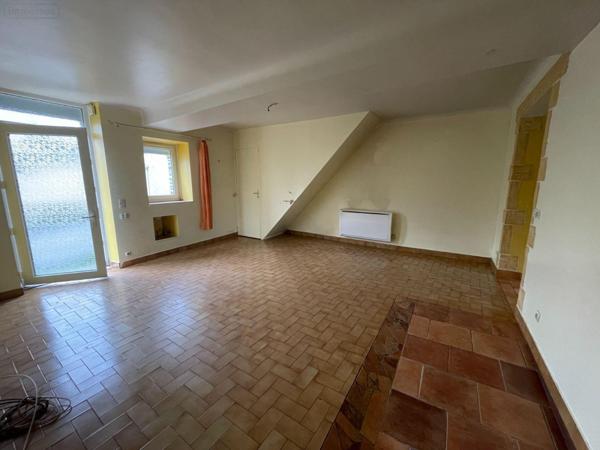 Maison à vendre à Lassay-les-Châteaux en Mayenne (53110), ref : 460