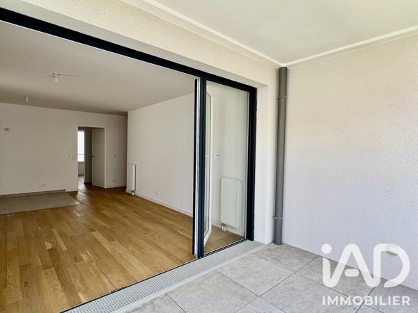 Appartement à vendre 4 pièces 84 m² Suresnes
