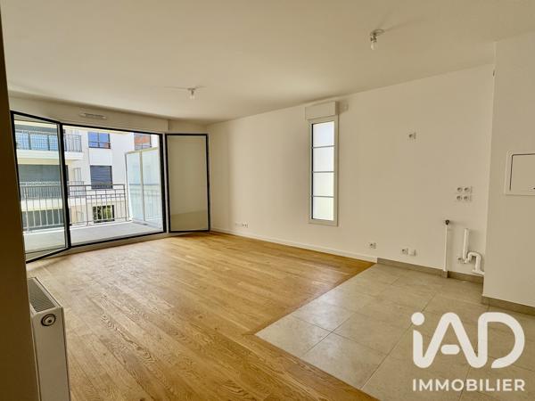 Appartement à vendre 4 pièces 84 m² Suresnes