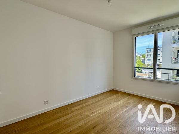 Appartement à vendre 4 pièces 84 m² Suresnes