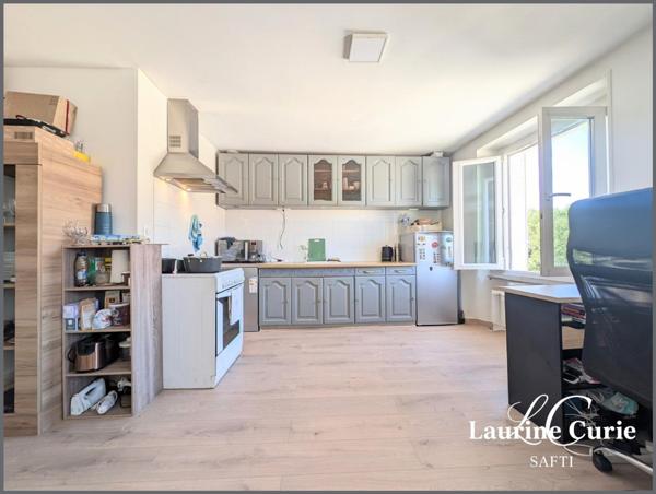 Immeuble entier 383m²