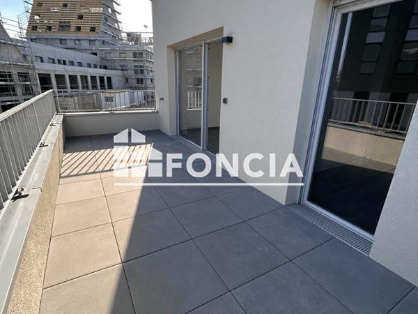 Location Appartement 3 pièces 61.27 m² - RESIDENCE REFLETS JARDIN - 9 RUE ROMY SCHNEIDER Dijon 21000