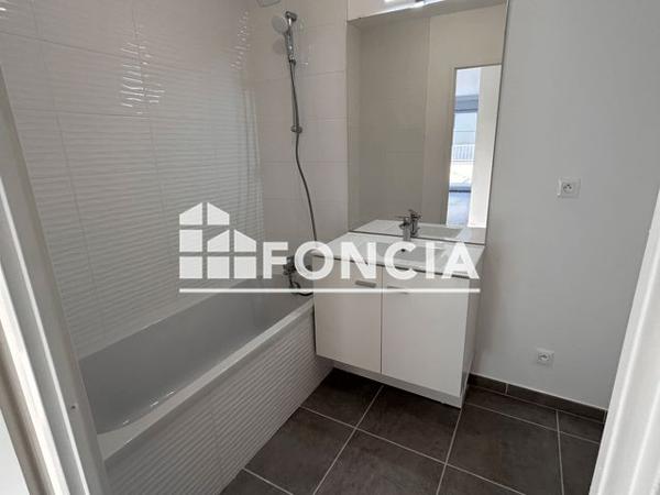 Location Appartement 3 pièces 61.27 m² - RESIDENCE REFLETS JARDIN - 9 RUE ROMY SCHNEIDER Dijon 21000