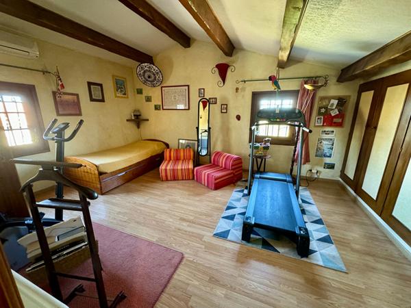 Maison Poulx 6 pièce(s) 158 m2