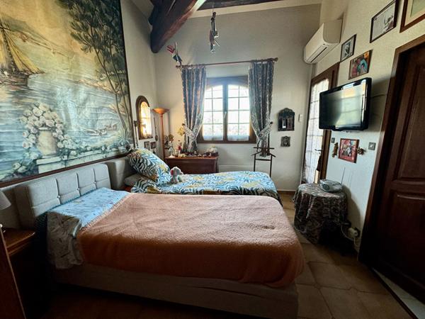 Maison Poulx 6 pièce(s) 158 m2