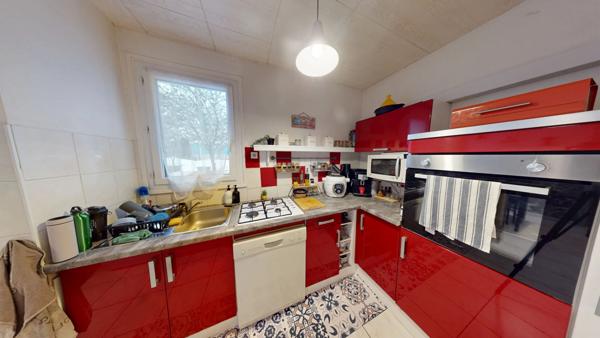 Maison 3 chambres avec extérieur et garage !