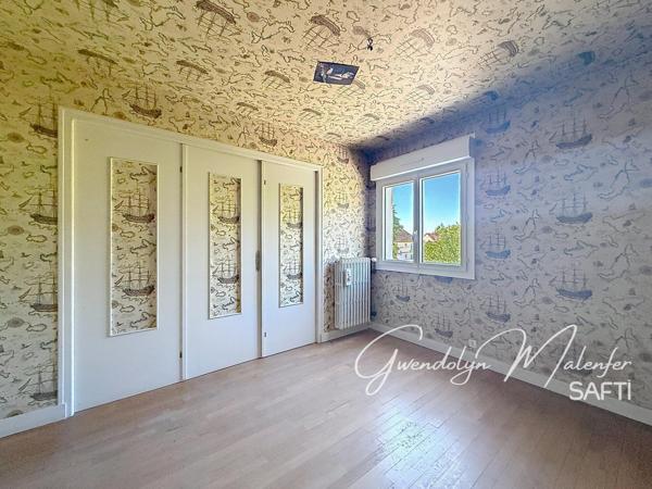 DANS LE CENTRE D'ARBOIS, DECOUVREZ CETTE MAISON ...