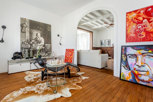 GRADIGNAN - Belle propriété de 231 m² aux belles prestations anciennes conservées