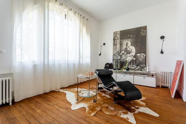 GRADIGNAN - Belle propriété de 231 m² aux belles prestations anciennes conservées