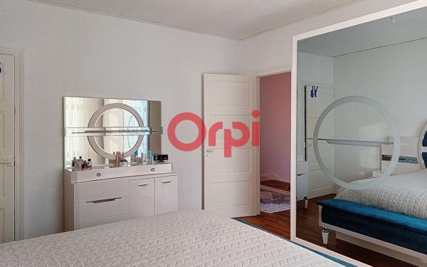 Maison à vendre    5 pièces •  Montluçon