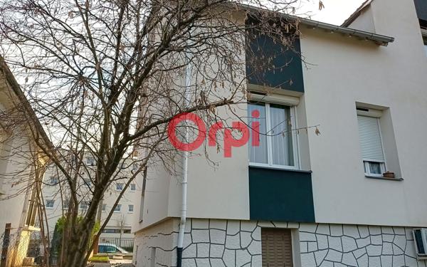 Maison à vendre    5 pièces •  Montluçon