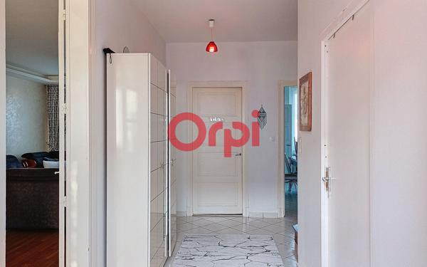 Maison à vendre    5 pièces •  Montluçon