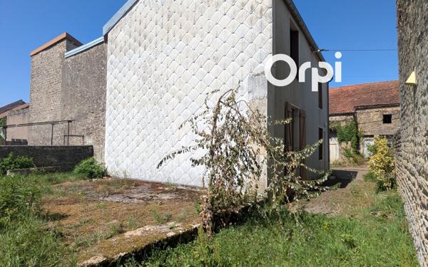 Maison à vendre    3 pièces • 94,92 m2 Bologne