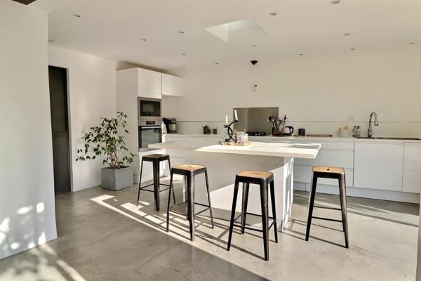 Plan-de-Cuques (13380) Maison coup de coeur de 114 m2 à Plan-de-Cuques.