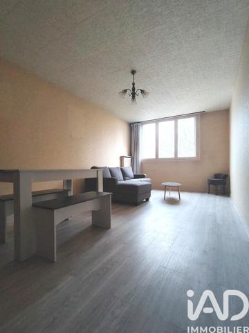 Location appartement 2 pièces 51 m² Les Ulis