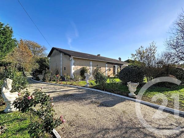 Maison à vendre  6 pièces - 197,80 m 2   MONTPON MENESTEROL  - 24