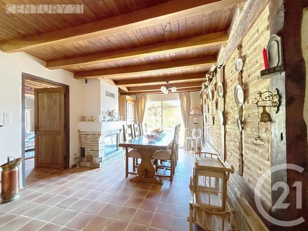 Maison à vendre  6 pièces - 197,80 m 2   MONTPON MENESTEROL  - 24
