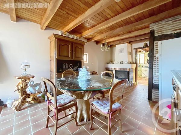 Maison à vendre  6 pièces - 197,80 m 2   MONTPON MENESTEROL  - 24
