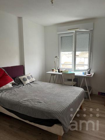 Neuville de Poitou appartement 2 pièces 48 m2