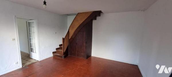 SAINT HILAIRE LA PALUD, maison ancienne de 90 m²