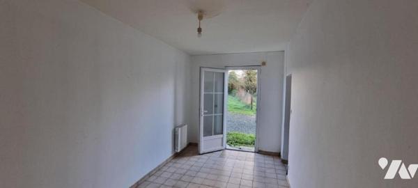 SAINT HILAIRE LA PALUD, maison ancienne de 90 m²