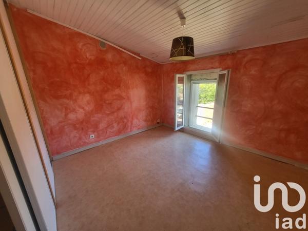 Maison 7 pièces de 180 m² à Saint-Martin-de-Valgalgues (30520)