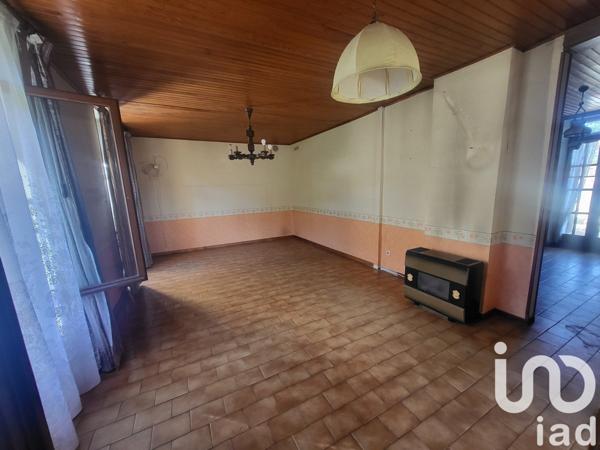 Maison 7 pièces de 180 m² à Saint-Martin-de-Valgalgues (30520)