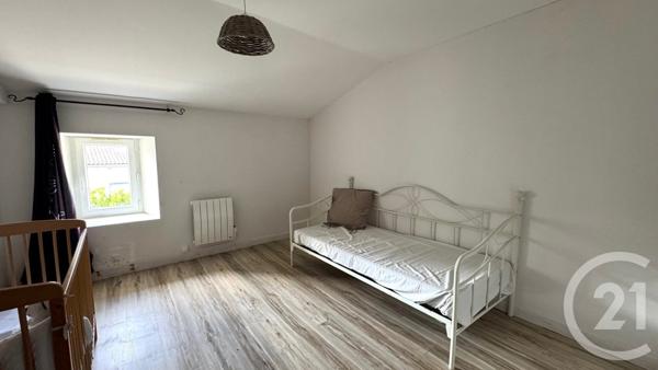 Maison à vendre  6 pièces - 171 m2 CHANIERS - 17